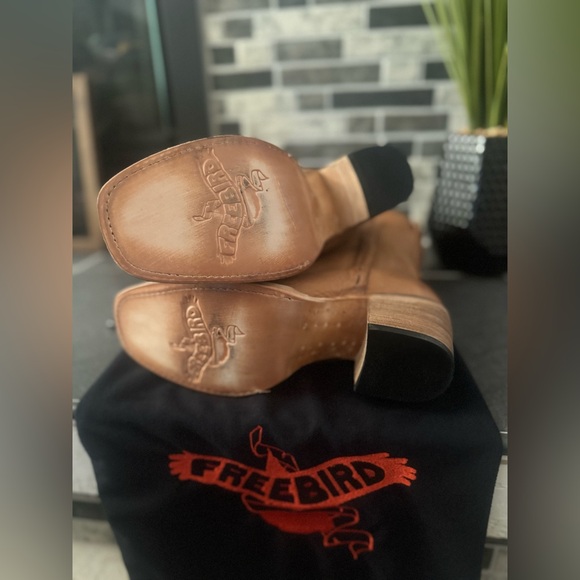 Freebird DART Boots Wheat 8 NIB - Picture 15 of 16